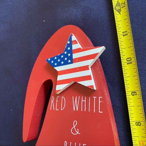 Rae Dunn RED WHITE & BLUE American Flag Star Patriotic Wood Gnome Decor NEW!! - Picture 8 of 9